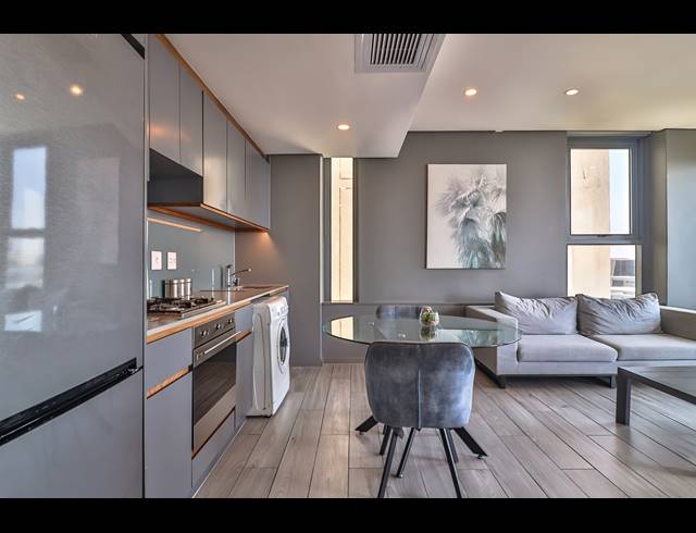 1 BEDROOM APARTMENT FOR SALE IN UMHLANGA RIDGE